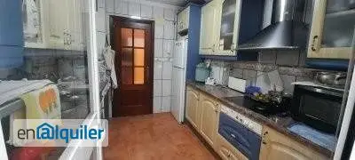 Piso estudiantes Vial centro estacion dormitorios baños terraza patio