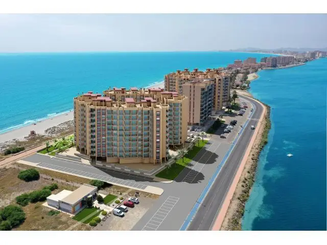 Apartamento de Lujo en La Manga del Mar Menor con Vistas al Mar