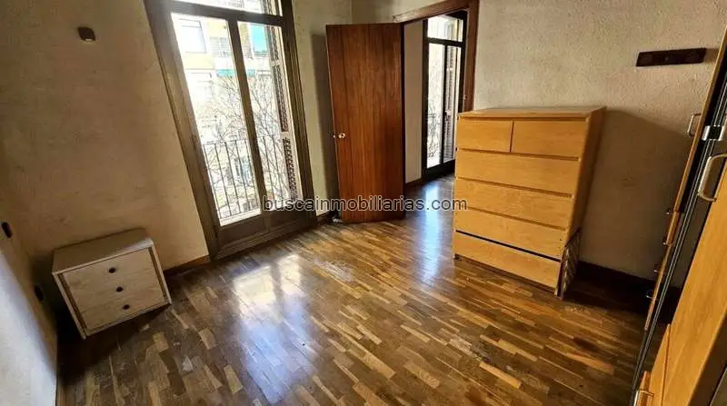 Venta de Masia Padilla en Barcelona