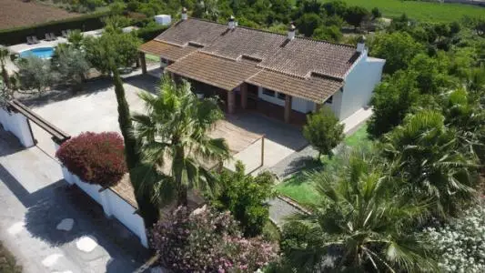 Casa Rustica en Coin con Piscina y 16000m2