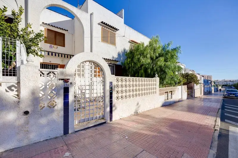 Chalet Adosado 3 Dormitorios Torrevieja Reforma