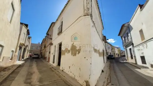 Casa Adosada en Canals Valencia 215m2 4 habitaciones Para Reformar