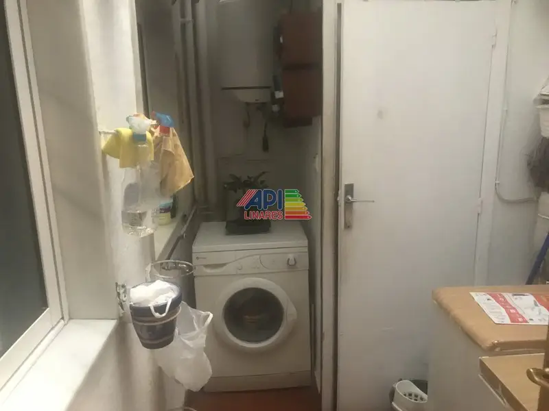 Venta Piso con terraza Linares Ref 65