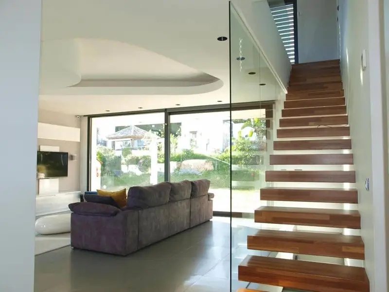 Casa en alquiler en El Paraíso, Benahavís, Málaga