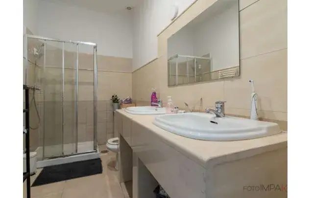 Alquiler Habitacion 180m2 Madrid