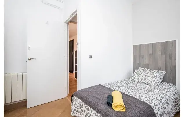 Habitacion en Carrer de Valencia Barcelona