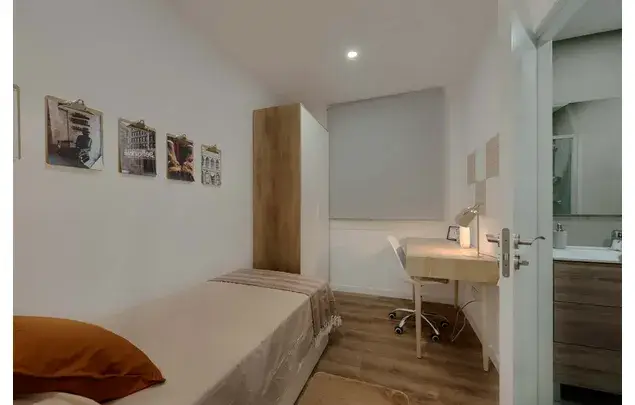 Habitaci
ón 97m² Barcelona Alquiler Media-Larga Estancia