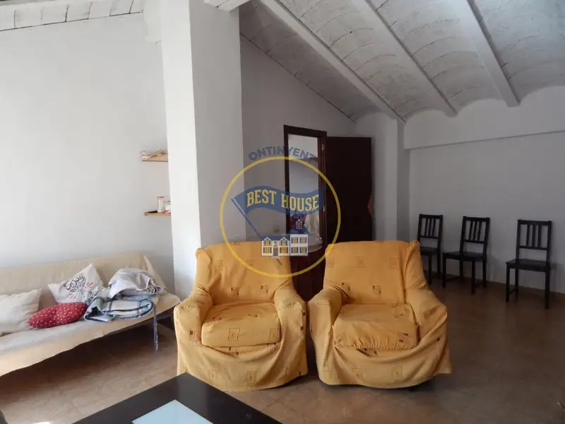 Casa en venta Agullent 314m2 reformada 7 habitaciones