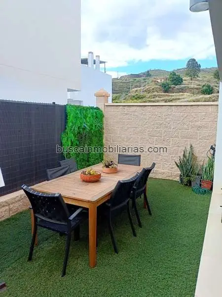 Piso en Venta Velez Malaga 4 Dormitorios 3 Banos Garaje Trastero Piscina