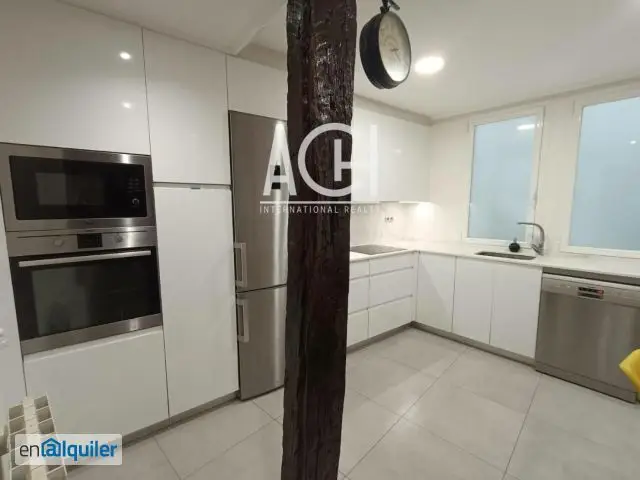 Alquiler Piso 3 Habitaciones 2 Baños Casco Viejo Estudiantes