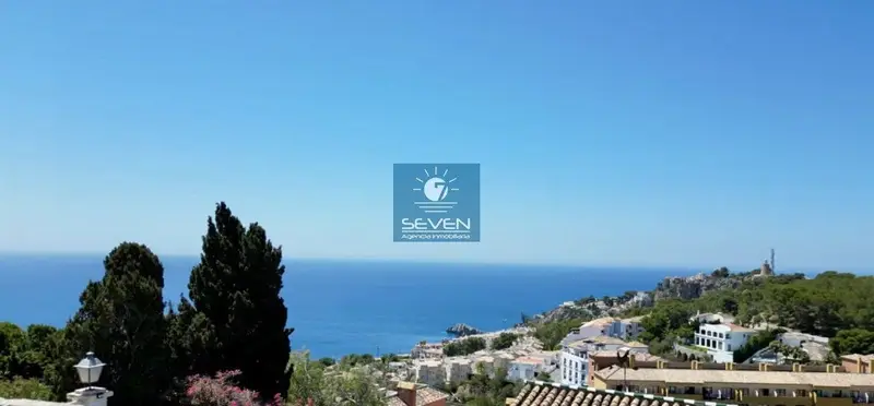 Villa de Lujo en Punta de la Mona La Herradura