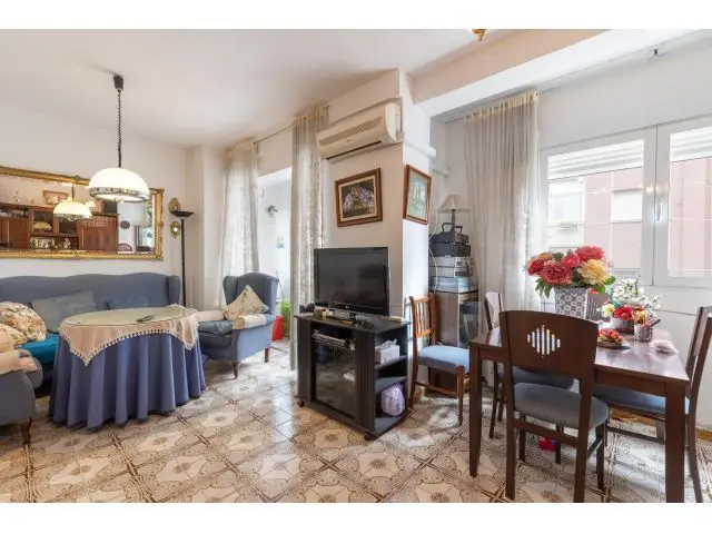 Piso en venta en Granada zona Alhamar 91m2 3 dormitorios reforma
