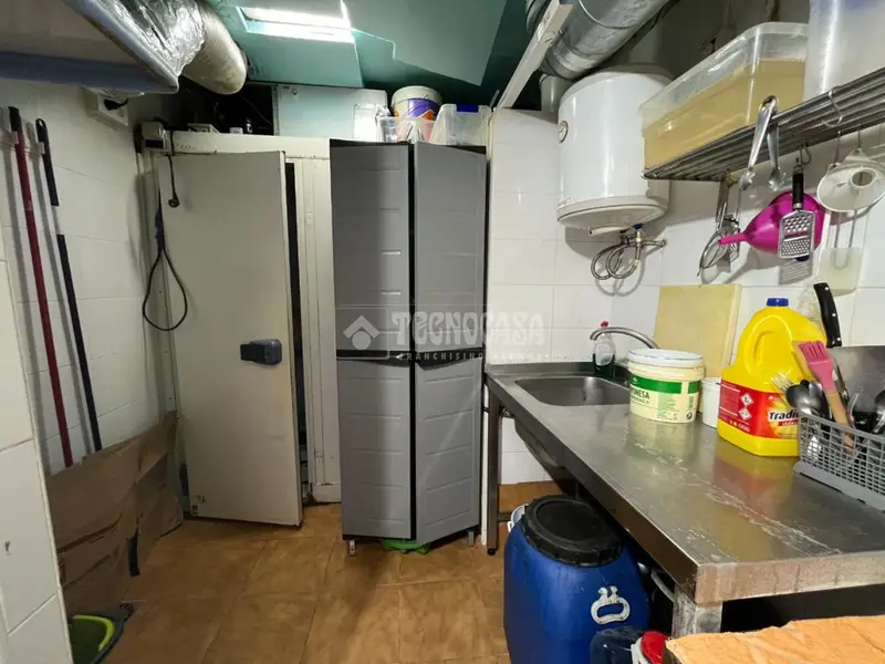 Venta Local Comercial Dos Hermanas - Vivienda 2 Dormitorios