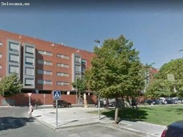 Apartamento en Azuqueca de Henares con Garaje Trastero y Piscina