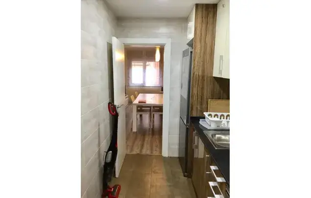 Alquiler Apartamento 5 Dormitorios Cornellà Estudiantes Mujeres
