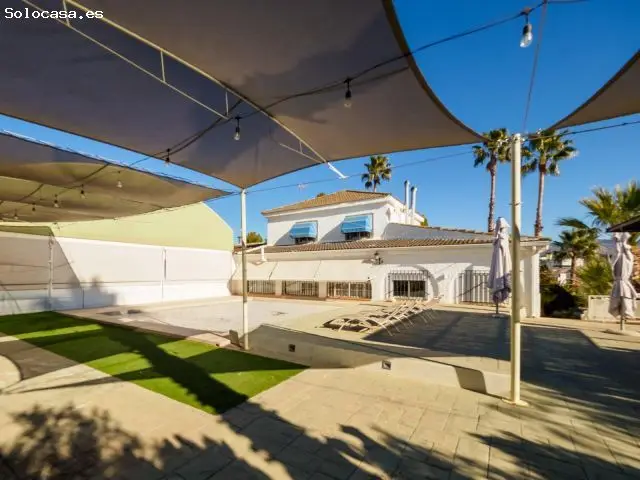 Finca en Alicante con Piscina y Salon de Eventos