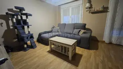 Piso en venta en Aldeaseca 2 dormitorios con patio y garaje