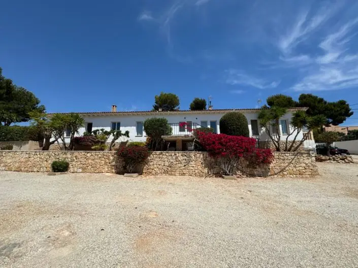 Villa de Lujo en Moraira 9 Dormitorios y 6 Baños