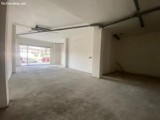 Local Comercial en Sarroca de Lleida con Salida de Humos