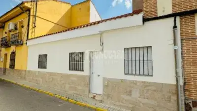 Casa adosada en venta en Magán