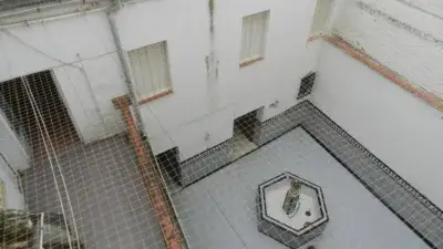 Chalet en venta en Linares para reformar