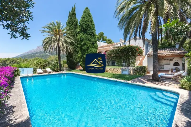 Venta Finca 5 Dormitorios Jávea Montgó