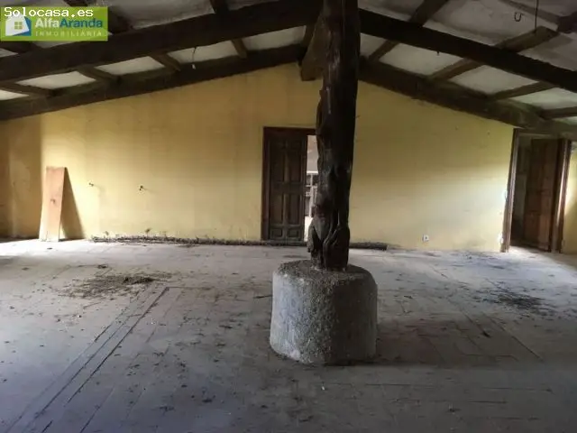 Finca Rustica con Vivienda y Naves en Carretera Sinovas