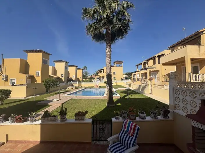 Villa 3 Dormitorios Lomas del Golf Villamartin
