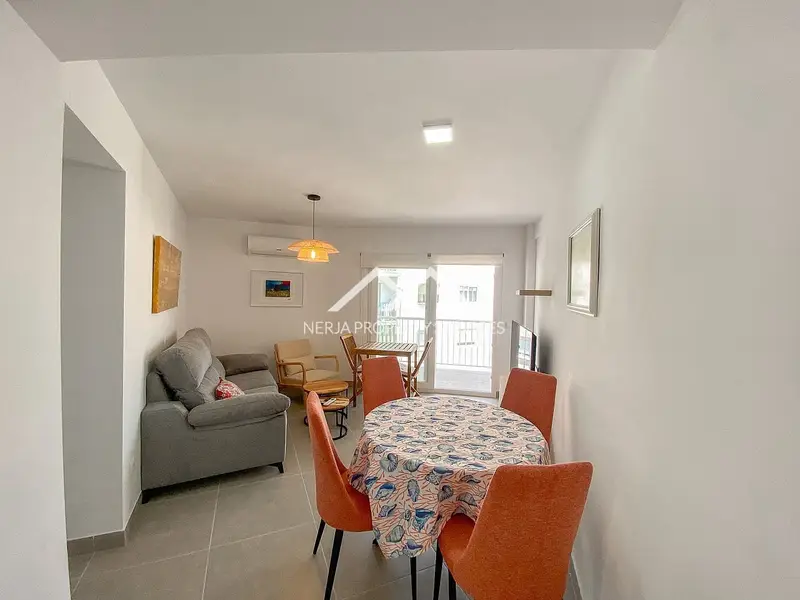 Apartamento en alquiler en Centro, Nerja, Málaga