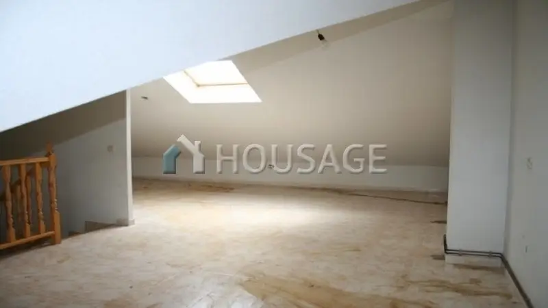 Villa en Venta Madrid 272m2 3 Dormitorios Ocupado Descuento 25
