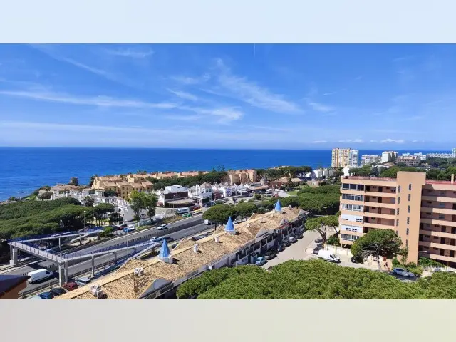 Estudio en Calahonda con Vistas Panoramicas y Licencia Turistica