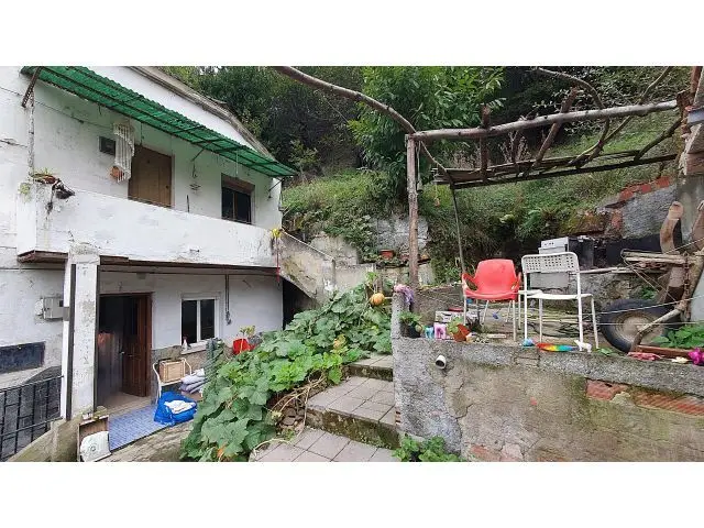Edificio con Dos Viviendas en Turón Asturias