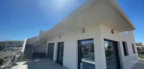 Casa Adosada 5 Dormitorios Torrevieja Piscina Privada