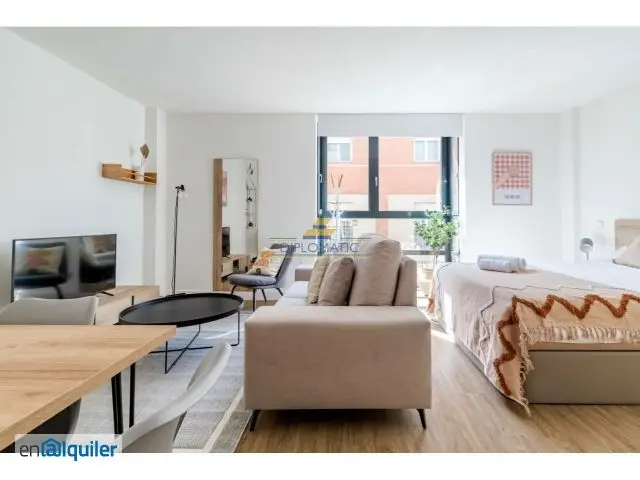Alquiler Estudio Amueblado Tetuán 45m2 Aire Acondicionado