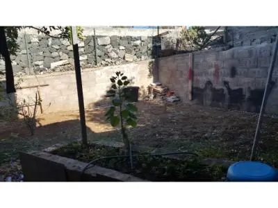 Casa familiar en Los Menores
