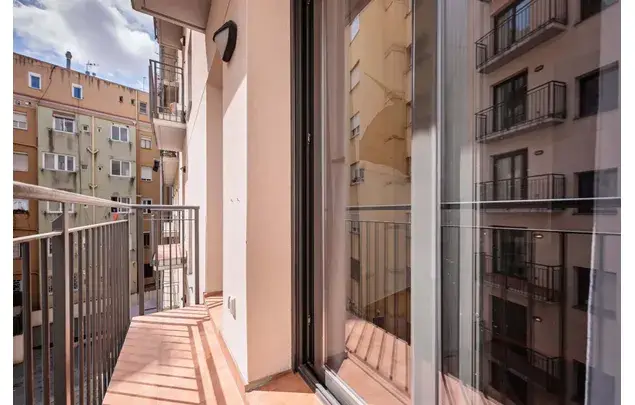 Apartamento 7 Dormitorios 65m2 Barcelona