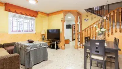 Casa en venta en Avenida de las Palmeras