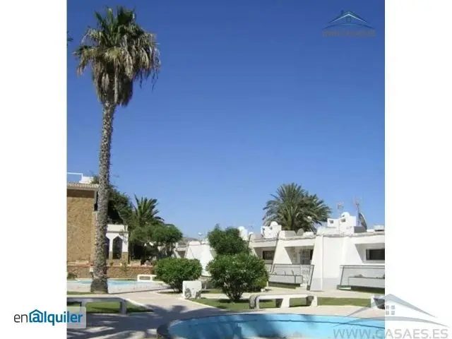 Alquiler Bungalow 2 Dormitorios Roquetas de Mar Temporada