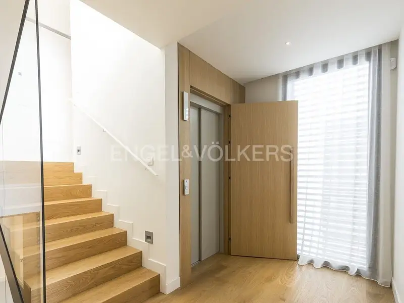 Casa en alquiler Barcelona 7 dormitorios 6 ba	nos
