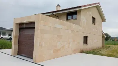Chalet en Venta en Cantabria Ideal Familias Jardin 1200m2