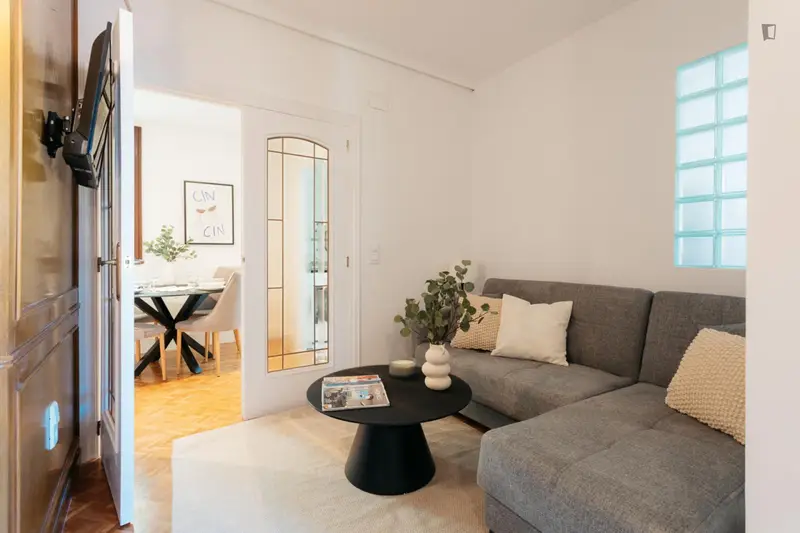 Coliving Valencia: Habitaciones Amuebladas con Gastos Incluidos