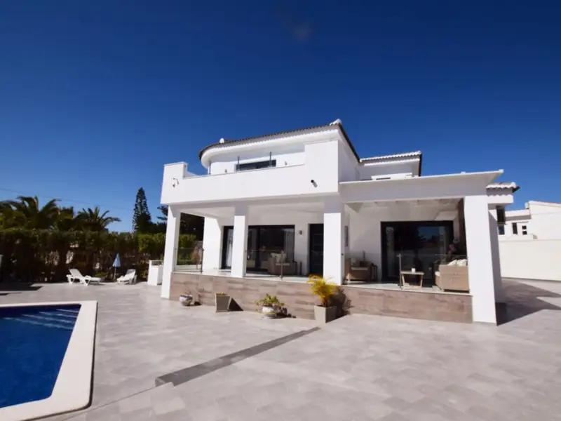 Apartamento en Venta Rojales 3 Dormitorios Piscina Comunitaria