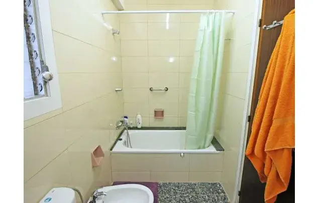 Habitación 100m2 en L Eixample Barcelona