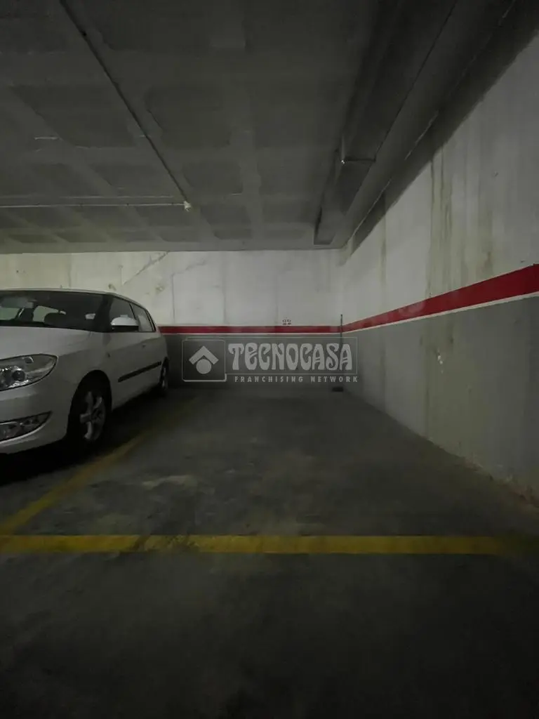 Plaza de Parking en Sant Pere Nord - Cerca de Calle Manresa y Tarragona