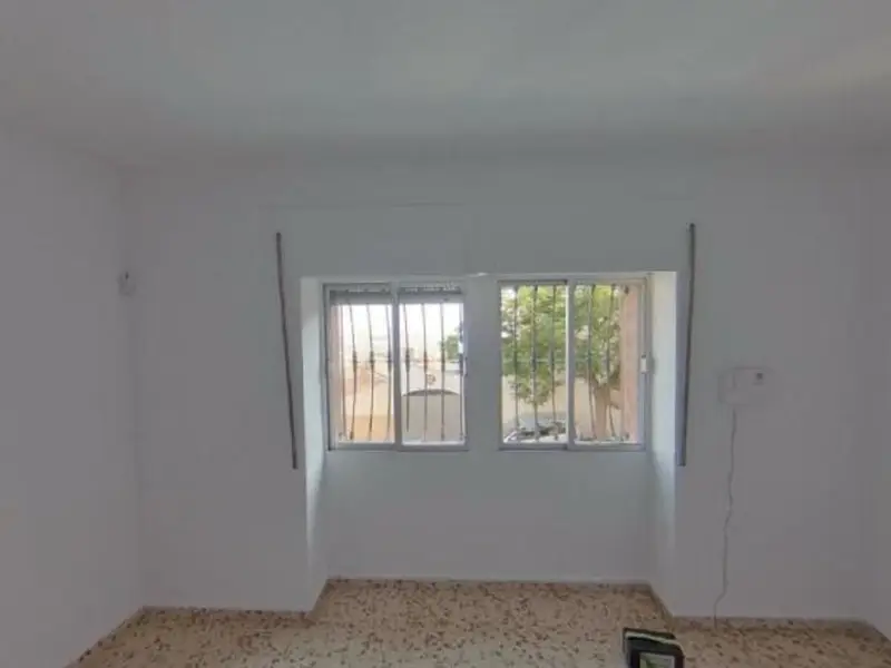Chalet en Jaén 108m² 3 habitaciones  Ocupado