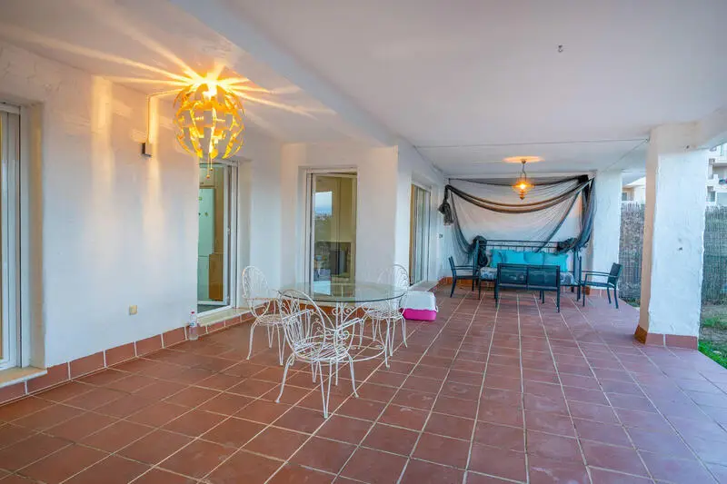 Apartamento 2 Dormitorios La Duquesa Gran Terraza Jardin Privado