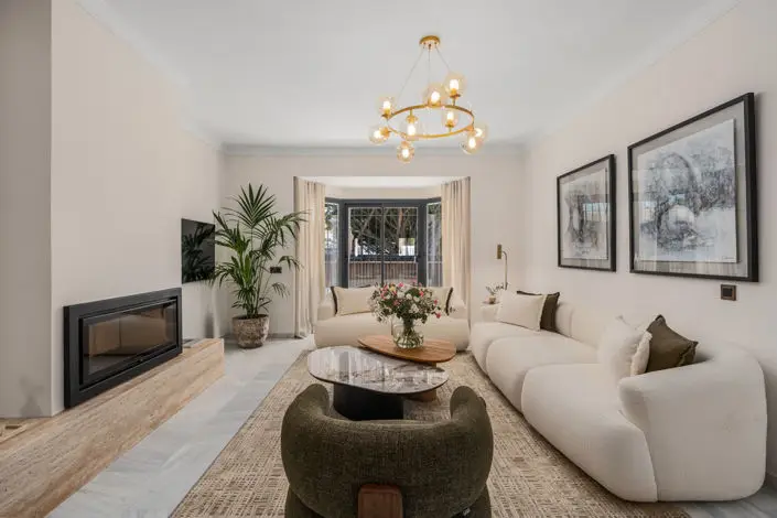 Villa de Lujo 6 Dormitorios en Venta Nueva Andalucía
