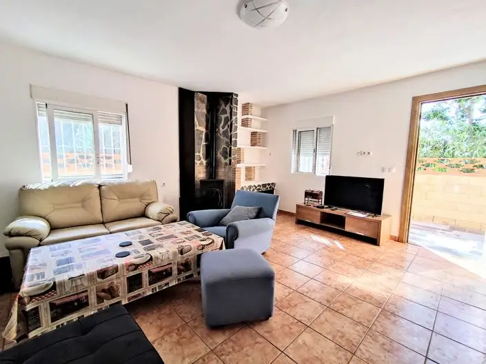 Villa de 3 Dormitorios en Oliva Cerca de la Playa