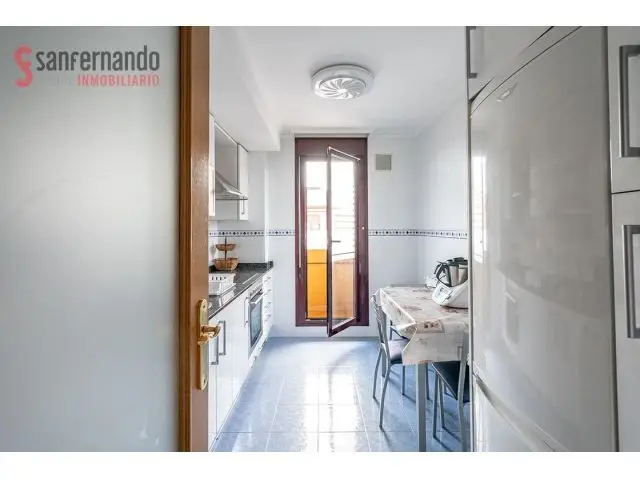 Piso 4 Habitaciones Santander Junto Corte Ingles Garaje Trastero