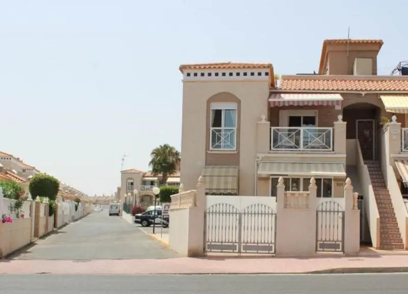 Apartamento 2 Dormitorios Torrevieja Aguas Nuevas Solarium